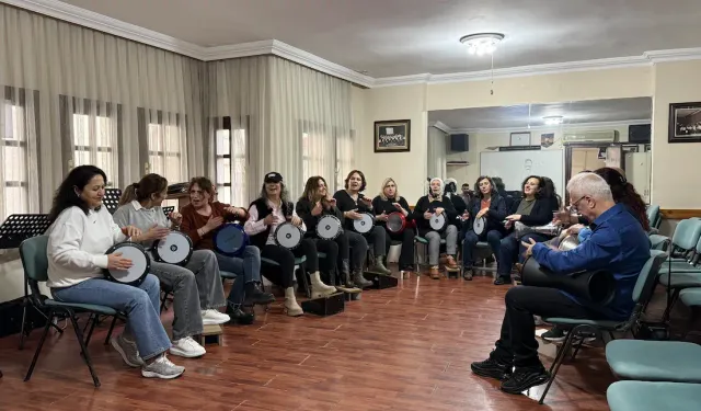 Trabzon’da Darbuka Ritim Grubu İlgi Görüyor