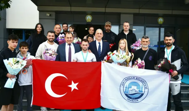 Trabzonlu Sporcular Dünya Kupasında Gururlandırdı