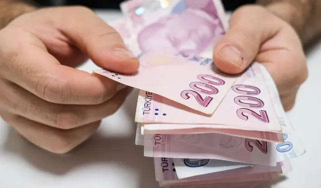 Emekliye Yüzde 50 Zam İddiası Gündemde