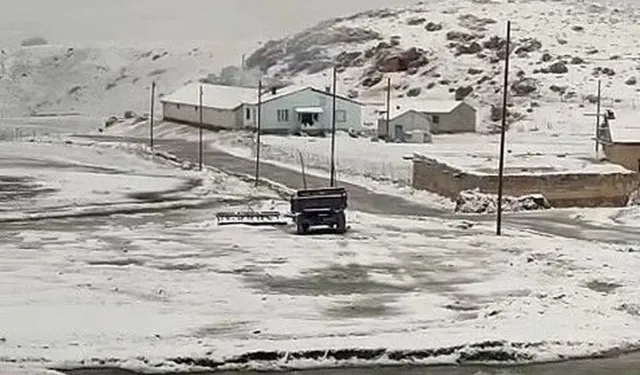 Van’da Mayıs Sonunda Kar Sürprizi