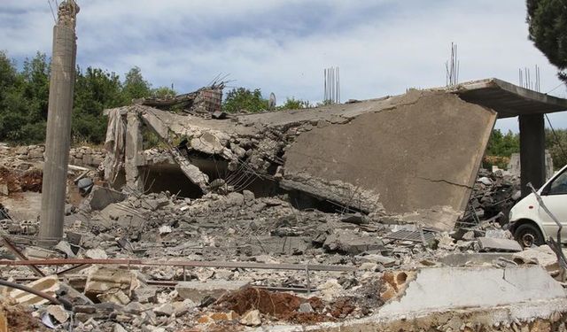 İsrail’in Lübnan Saldırılarında 31 Kişi Hayatını Kaybetti