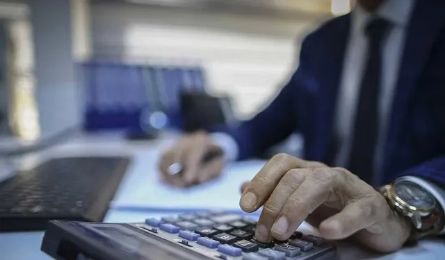 Resmi Tatilde Çalışana 6,5 Günlük Ek Ücret