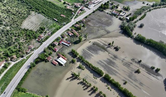 Tokat’ta Taşkın Alarmı: Mahalleler Tahliye Edildi