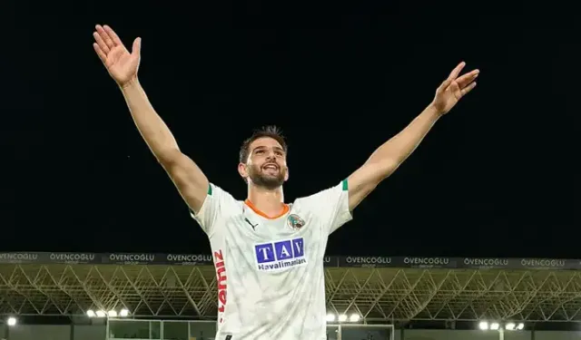 Adı Trabzonspor İle Anılıyordu! Galatasaray Devreye Girdi