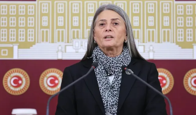 Sibel Suiçmez’den KTÜ Çocuk Hastanesi Eleştirisi