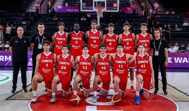 Milliler Bosna Hersek Maçı Hazırlıklarını Sürdürdü