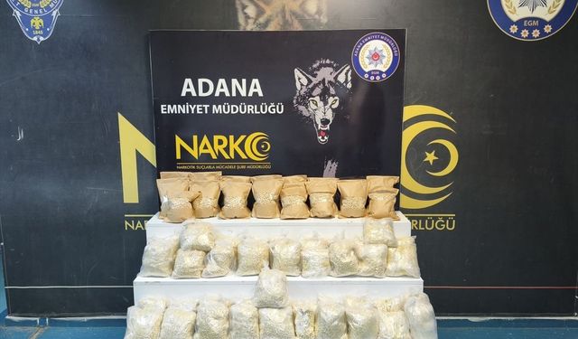 Adana’da Tırda Binlerce Yasaklı Hap Ele Geçti