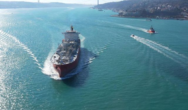 Türk Boğazları Geçiş Ücretlerine Yeni Zam