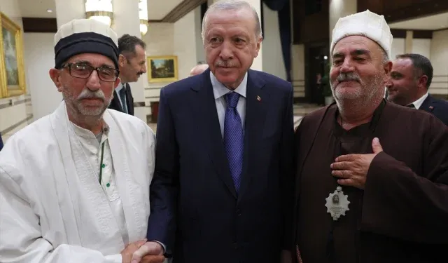 Erdoğan'dan Cemevleri İçin 500 Hizmet Müjdesi