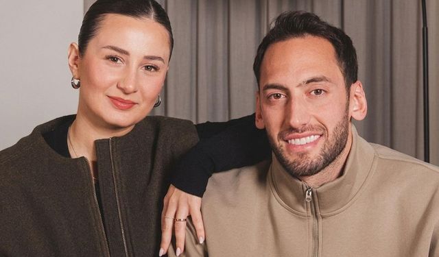 Hakan Çalhanoğlu'na Eşinden Destek Mesajı