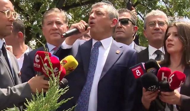 Özgür Özel'den Grup Toplantısı Mesajı
