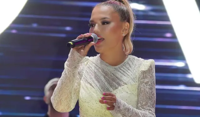 Demet Akalın’dan Sahnelere Mola Kararı
