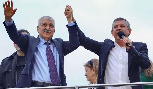 Özgür Özel'den 200 Belediye Açıklaması