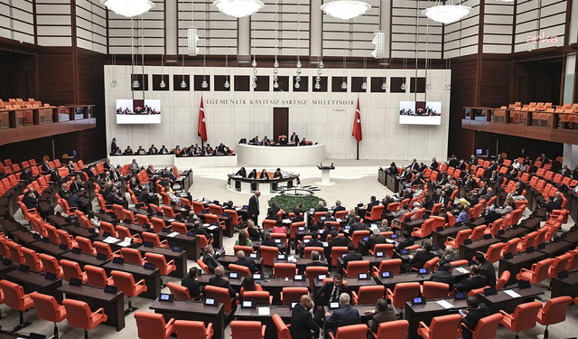 Esnafın Sorunları İçin Verilen Önerge Reddedildi