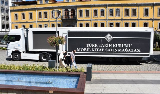 Türk Tarih Kurumunun Kitap Tırı Trabzon’da