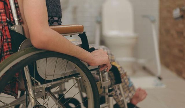 Banyo Tuvalet Sandalyesi Nedir, Hangi Tipleri Bulunur?
