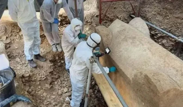 Hırvatistan’da 5 Tonluk Tarihi Lahit Bulundu