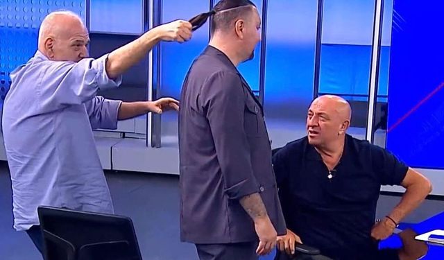 Ahmet Çakar Ve Necati Ateş Pozisyonu Canlandırdı