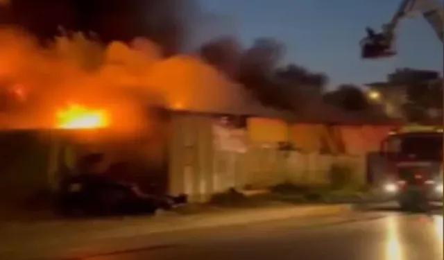 Başakşehir'de Sanayi Sitesinde Yangın Çıktı