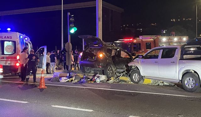 Arsin’de Trafik Kazası: 7 Kişi Yaralandı