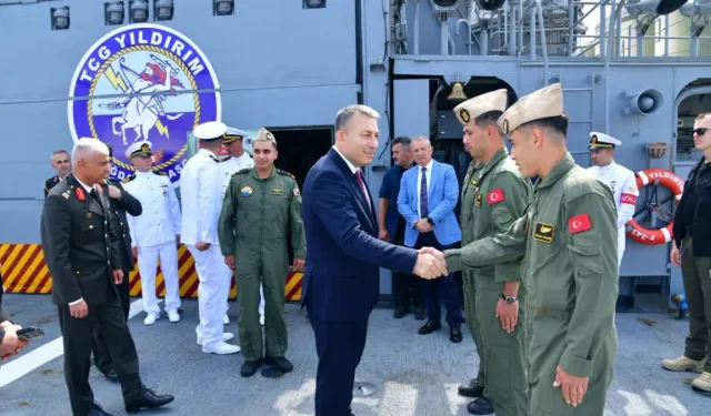 Trabzon Valiliği'nden TCG Yıldırım'a Anlamlı Ziyaret