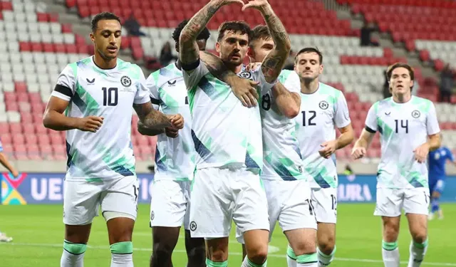 İrlanda'dan İsrail'e İlk Yarıda 3 Gol
