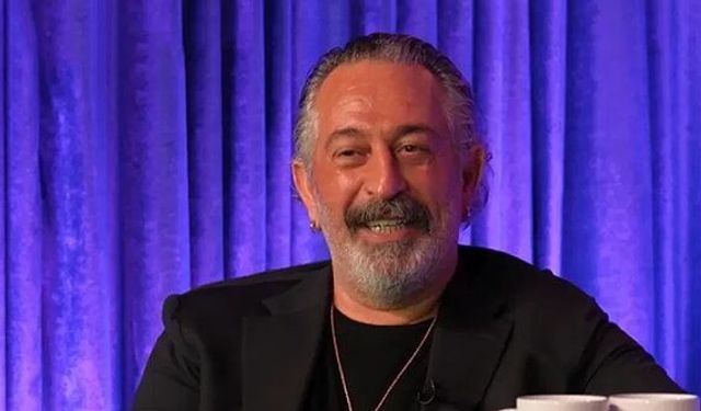 Cem Yılmaz Bu Kez Bastonsuz Görüntülendi