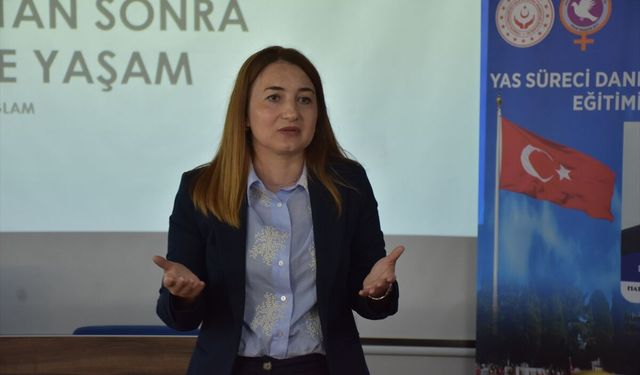 Trabzon’da Uzmanlara Yas Danışmanlığı Eğitimi
