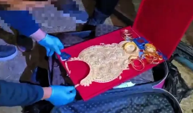 Düğün Altınları Odunluktaki Valizden Çıktı
