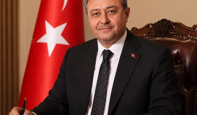 AJet Uçağında Arama Başlatıldı: 143 Kişi Tahliye Edildi