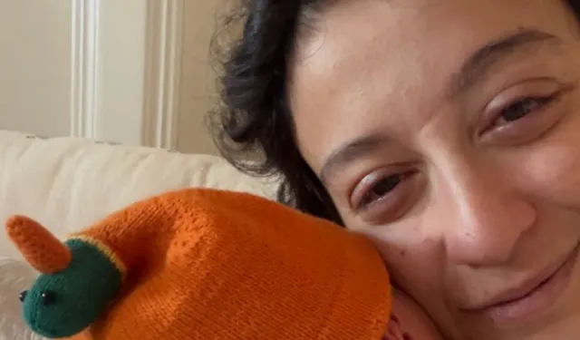 Melike Şahin Oğlu Robin’le İlk Fotoğraflarını Paylaştı