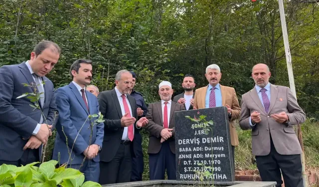 Araklı’da Şehit Derviş Demir Kabri Başında Anıldı