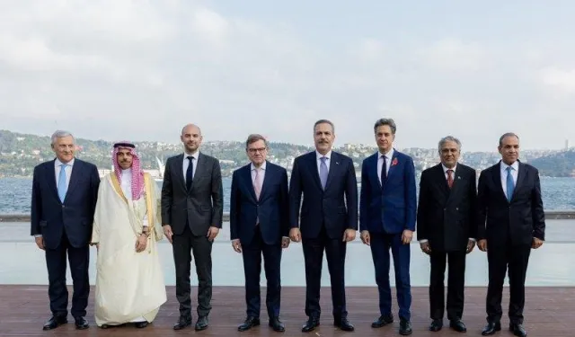 8 Ülkeden İstanbul’da Ortak Diplomasi Mesajı