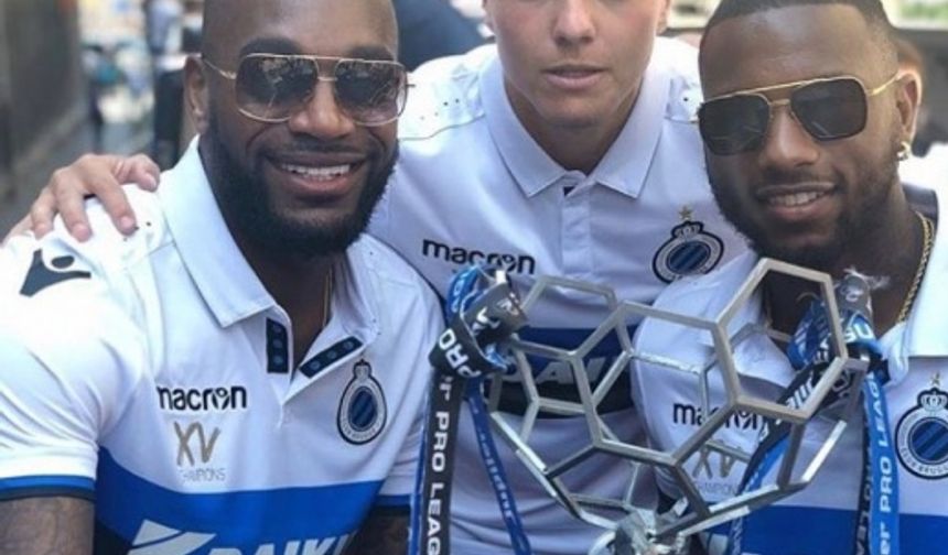 Trabzonspor’un devre arasında kiralık olarak kadrosuna kattığı 28 yaşındaki Stefano Denswil kariyeriyle öne çıkmaya devam ediyor. 

1.88 boyundaki sol stoper oyuncusununun kariyerine bakıldığında tam bir kupa avcısı olduğu görülüyor.