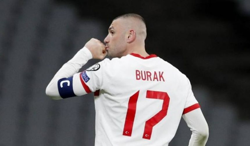 Beşiktaş'tan ayrılarak Lille'e 35 yaşında giden ve Yusuf Yazıcı, Zeki Çelik gibi Türk takım arkadaşlarıyla PSG'nin ligdeki hakimiyetini kıran ve şampiyonluğa ulaşan Burak Yılmaz 37 yaşında tarihi bir yolculuğa çıkıyor.