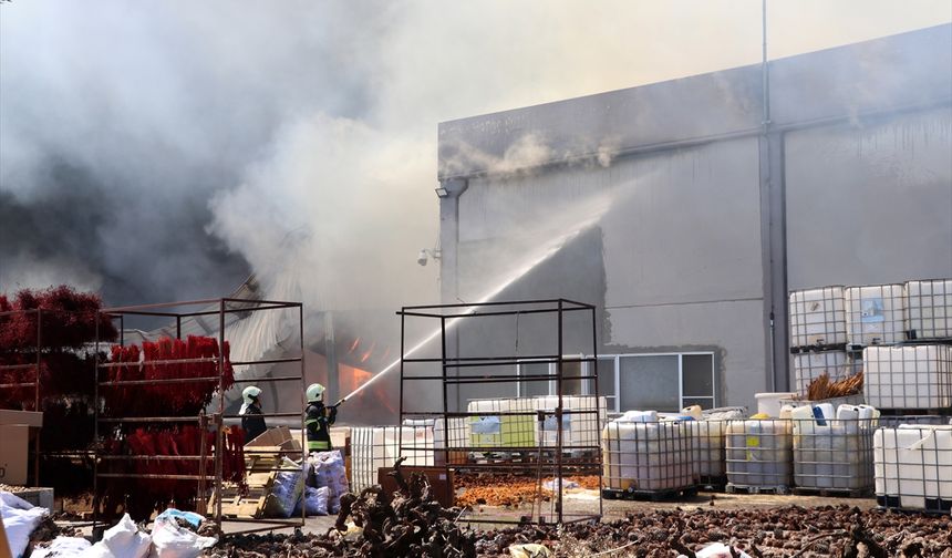 KAYSERİ - Mersin'deki yangın söndürme çalışmalarına destek