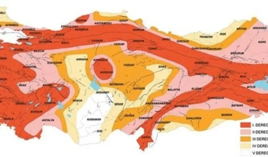 Rize'de Deprem Oldu! Trabzon'da Hissedildi