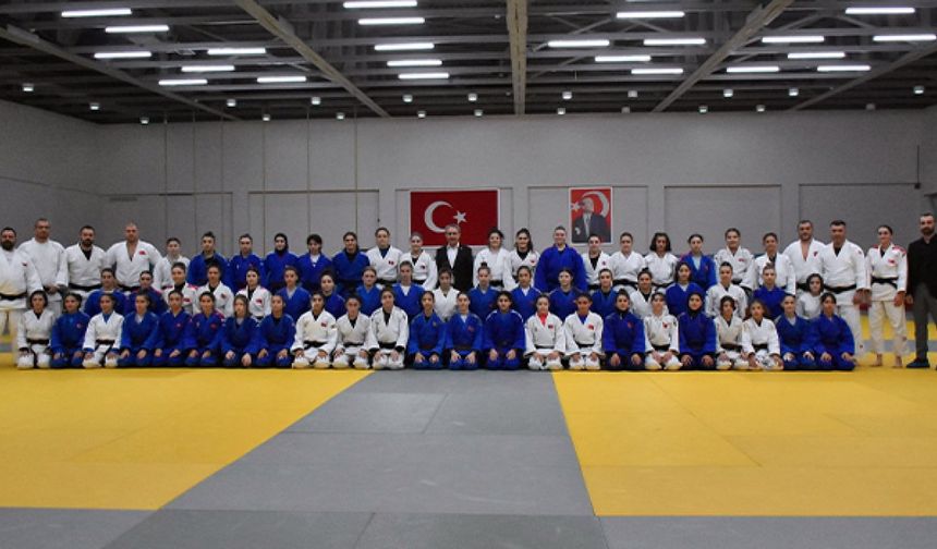 Genç Kadın Judo Milli Takımı Trabzon'da Yeni Sezon Hazırlıklarını Sürdürüyor