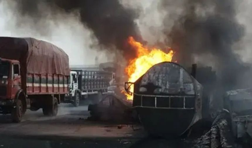 Nijerya'da Akaryakıt Tankeri Patladı: 15 Kişi Hayatını Kaybetti