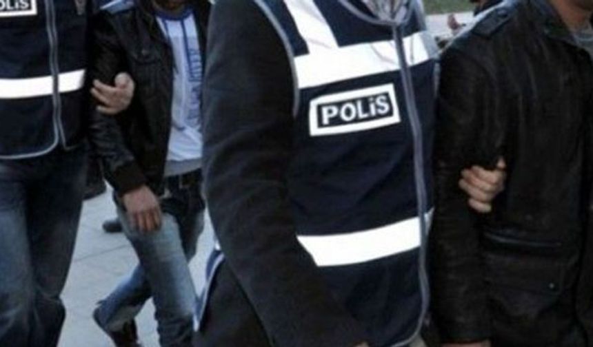 Ankara Merkezli 13 İlde Akaryakıt Kaçakçılığı Operasyonu: 6’sı Kamu Görevlisi 26 Gözaltı