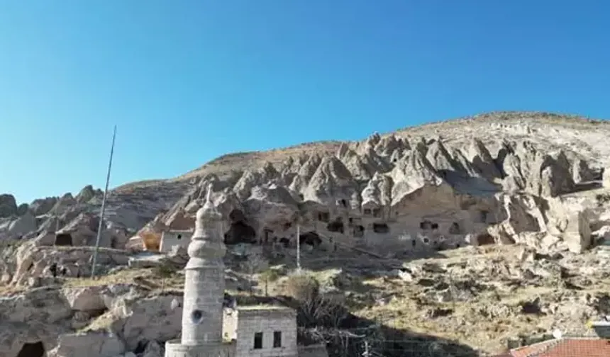 Kayseri’de 300 Yıllık Oyma Mağaralar İlgi Bekliyor