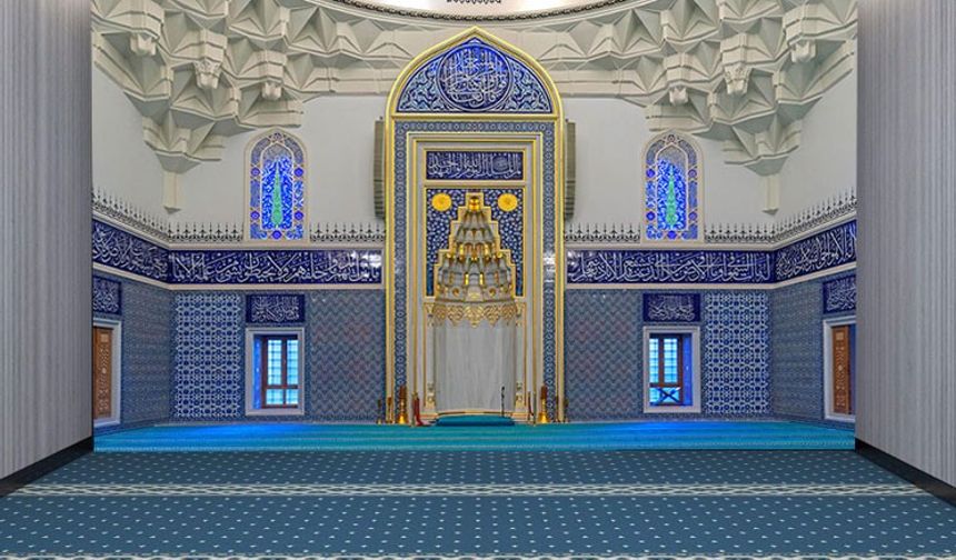 Cuma Hutbesi: İnsan, Huzuru İbadetle Bulur