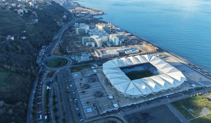 Akyazı’daki Yanlış Yer Seçimi Trafik Sorununu Büyütüyor