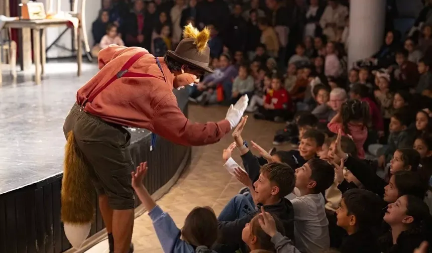 Akçaabat’ta Çocuklar İçin Pinokyo Oyunu Sahnelendi