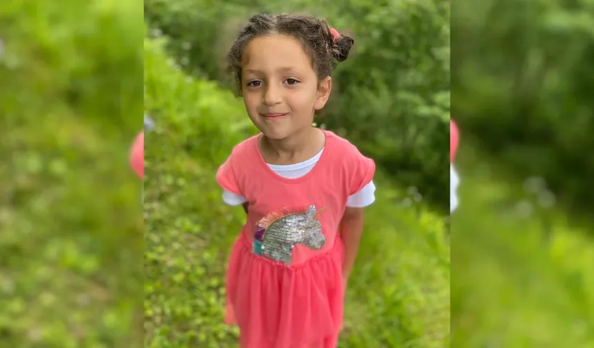 Elif Zümra Deniz Araklı’da Gözyaşlarıyla Uğurlandı