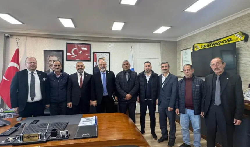 Arsin’de Siyasi Partilerden Dikkat Çeken Buluşma