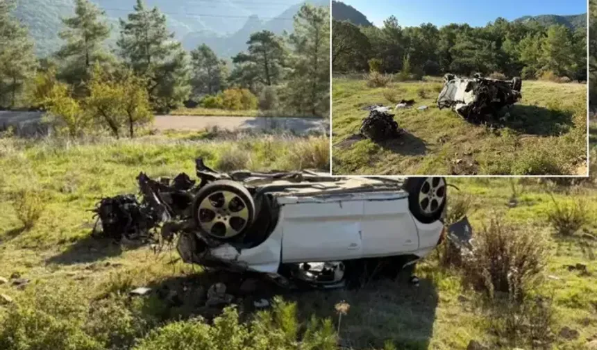 Antalya Kumluca'da Otomobil Takla Attı: 2 Ölü