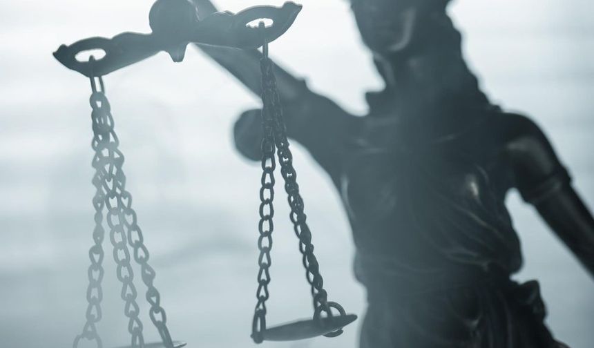 İzmir Avukat Arayışında Neden Doğru Seçim Önemlidir?