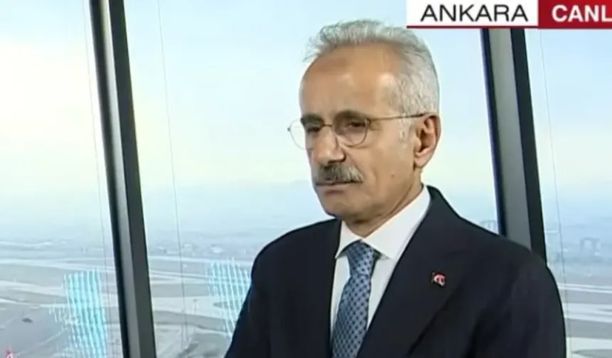 Bakan Uraloğlu Canlı Yayında Rahatsızlandı