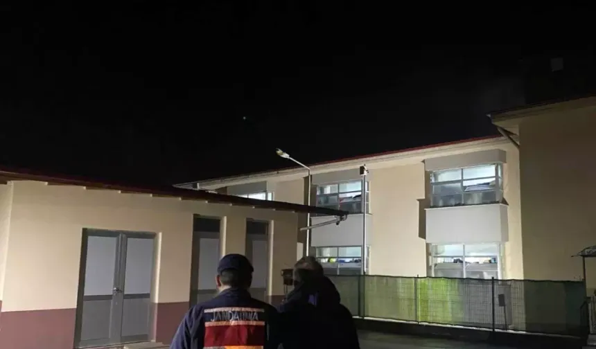 Rize’de Aranan İki Hükümlü Jandarma Operasyonuyla Yakalandı